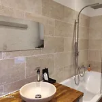 Maisonnette 1 Climatisation Calme Jardin Bbq Plages بيت للعطل لا سين سور مير
