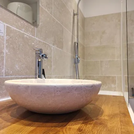 Maisonnette 1 Climatisation Calme Jardin Bbq Plages